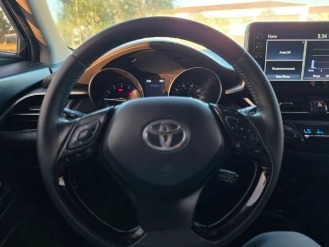 Черный Тойота C-HR, объемом двигателя 2 л и пробегом 28 тыс. км за 4400 $, фото 8 на Automoto.ua