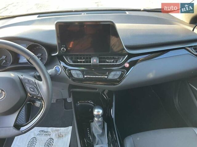 Черный Тойота C-HR, объемом двигателя 0 л и пробегом 2 тыс. км за 32750 $, фото 16 на Automoto.ua