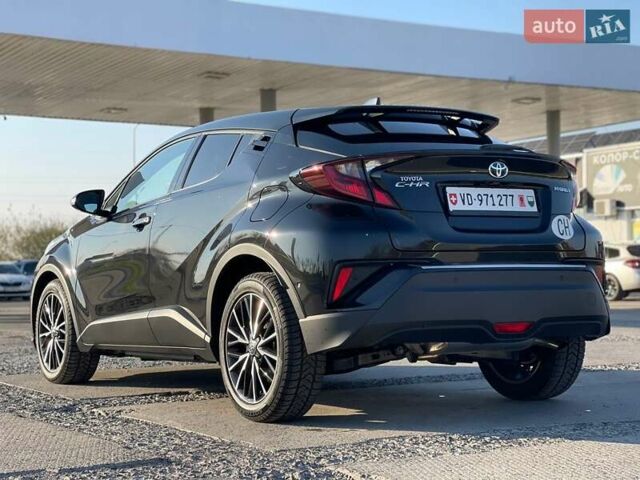 Черный Тойота C-HR, объемом двигателя 0 л и пробегом 2 тыс. км за 32750 $, фото 8 на Automoto.ua