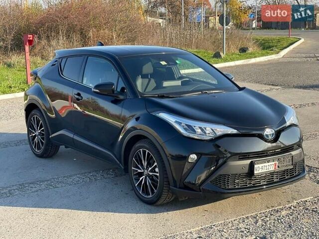 Черный Тойота C-HR, объемом двигателя 0 л и пробегом 2 тыс. км за 32750 $, фото 2 на Automoto.ua