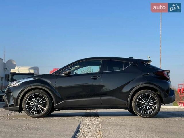 Черный Тойота C-HR, объемом двигателя 0 л и пробегом 2 тыс. км за 32750 $, фото 5 на Automoto.ua