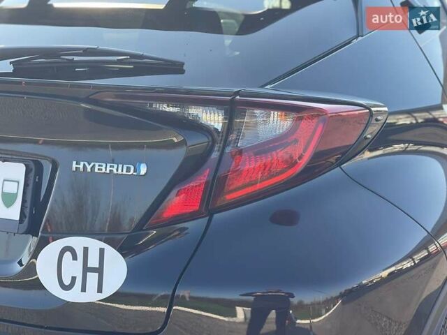 Черный Тойота C-HR, объемом двигателя 0 л и пробегом 2 тыс. км за 32750 $, фото 12 на Automoto.ua