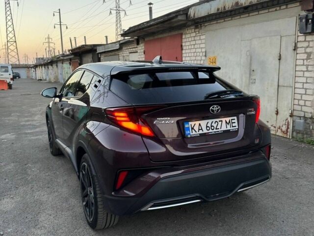 Фіолетовий Тойота C-HR, об'ємом двигуна 1.8 л та пробігом 40 тис. км за 36500 $, фото 1 на Automoto.ua