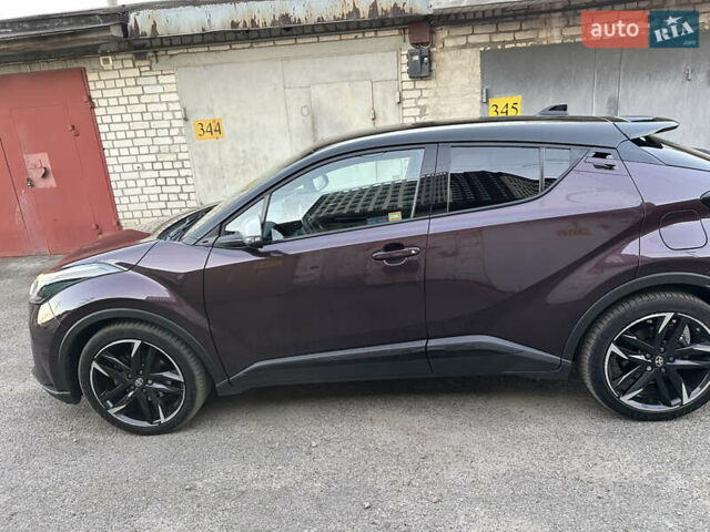 Фіолетовий Тойота C-HR, об'ємом двигуна 1.8 л та пробігом 40 тис. км за 37500 $, фото 4 на Automoto.ua