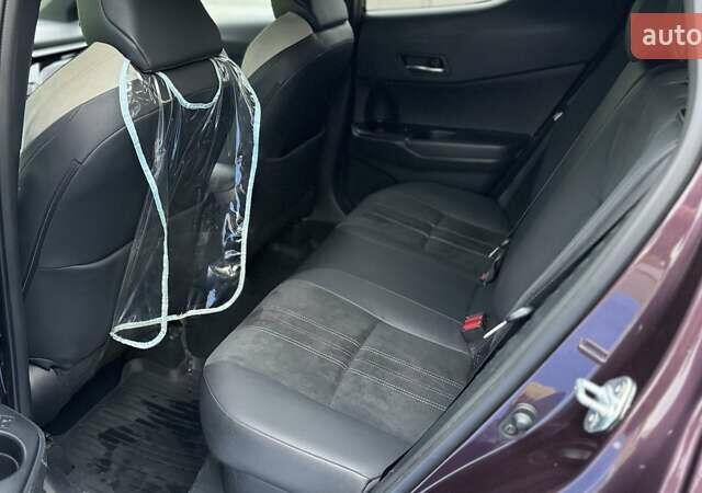 Фіолетовий Тойота C-HR, об'ємом двигуна 1.8 л та пробігом 42 тис. км за 33000 $, фото 17 на Automoto.ua