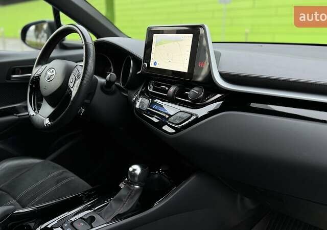 Фіолетовий Тойота C-HR, об'ємом двигуна 1.8 л та пробігом 42 тис. км за 33000 $, фото 21 на Automoto.ua