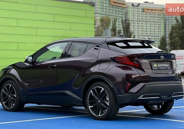 Фіолетовий Тойота C-HR, об'ємом двигуна 1.8 л та пробігом 42 тис. км за 33000 $, фото 5 на Automoto.ua