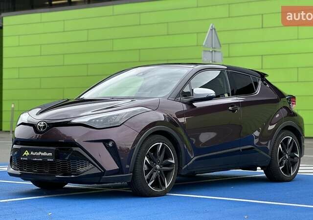Фіолетовий Тойота C-HR, об'ємом двигуна 1.8 л та пробігом 42 тис. км за 33000 $, фото 3 на Automoto.ua