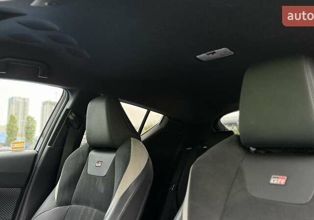 Фіолетовий Тойота C-HR, об'ємом двигуна 1.8 л та пробігом 42 тис. км за 33000 $, фото 38 на Automoto.ua