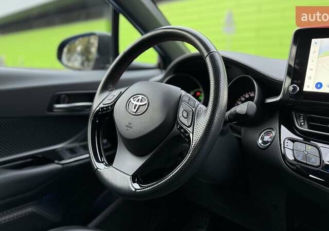 Фіолетовий Тойота C-HR, об'ємом двигуна 1.8 л та пробігом 42 тис. км за 33000 $, фото 22 на Automoto.ua