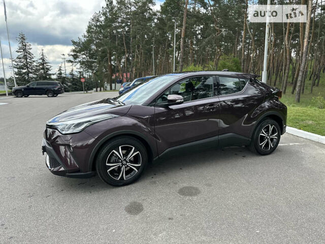 Фиолетовый Тойота C-HR, объемом двигателя 1.8 л и пробегом 6 тыс. км за 34500 $, фото 13 на Automoto.ua