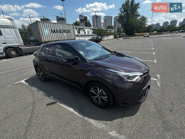 Фиолетовый Тойота C-HR, объемом двигателя 1.99 л и пробегом 39 тыс. км за 32000 $, фото 8 на Automoto.ua