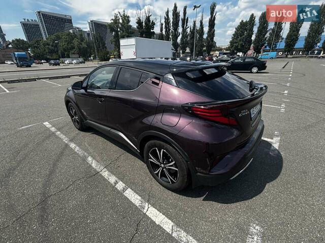 Фиолетовый Тойота C-HR, объемом двигателя 1.99 л и пробегом 39 тыс. км за 32000 $, фото 4 на Automoto.ua