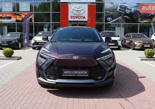 Фіолетовий Тойота C-HR, об'ємом двигуна 1.99 л та пробігом 17 тис. км за 39500 $, фото 4 на Automoto.ua