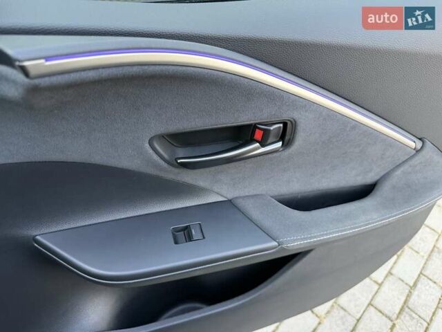 Фиолетовый Тойота C-HR, объемом двигателя 1.8 л и пробегом 2 тыс. км за 35300 $, фото 34 на Automoto.ua
