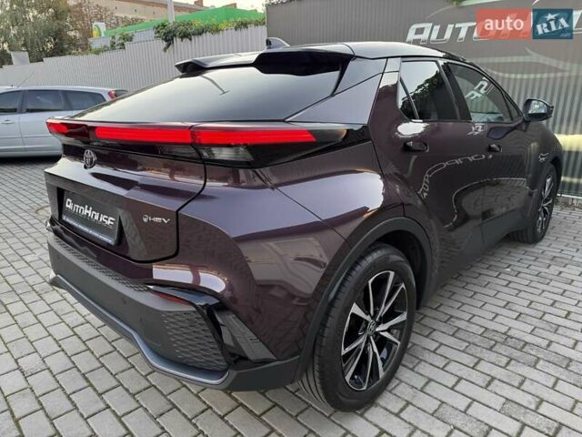 Фиолетовый Тойота C-HR, объемом двигателя 1.8 л и пробегом 2 тыс. км за 35300 $, фото 30 на Automoto.ua