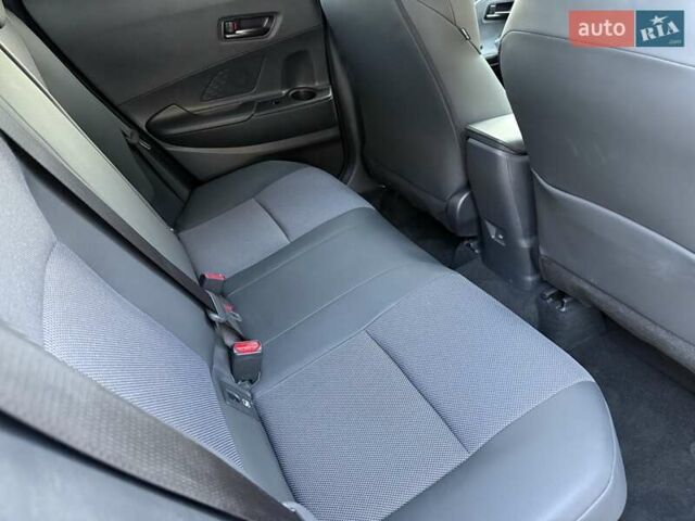 Фиолетовый Тойота C-HR, объемом двигателя 1.8 л и пробегом 2 тыс. км за 35300 $, фото 40 на Automoto.ua
