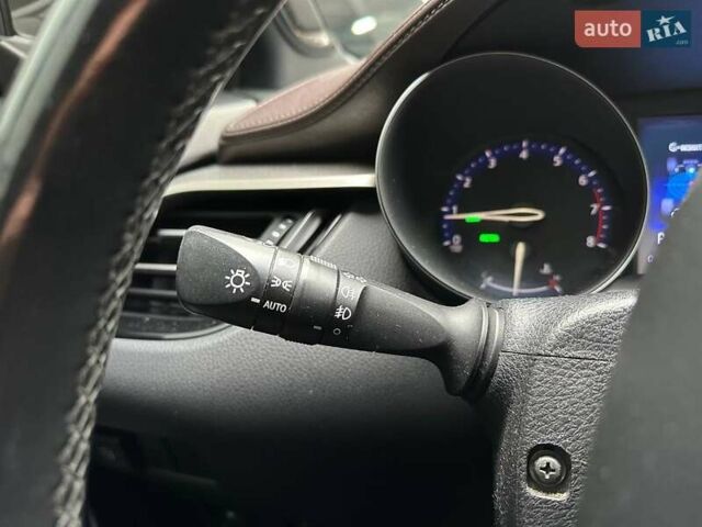 Коричневий Тойота C-HR, об'ємом двигуна 1.99 л та пробігом 130 тис. км за 22990 $, фото 13 на Automoto.ua