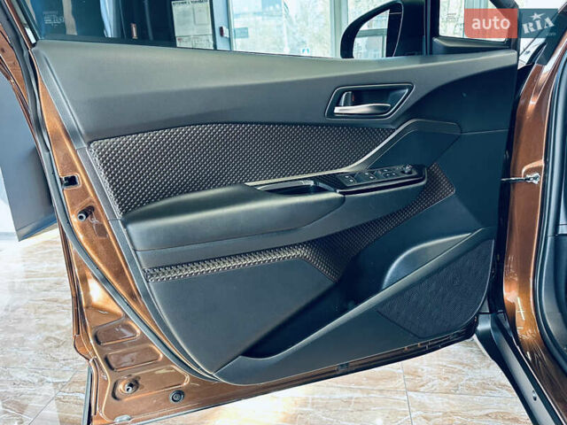 Коричневый Тойота C-HR, объемом двигателя 1.2 л и пробегом 56 тыс. км за 18900 $, фото 21 на Automoto.ua