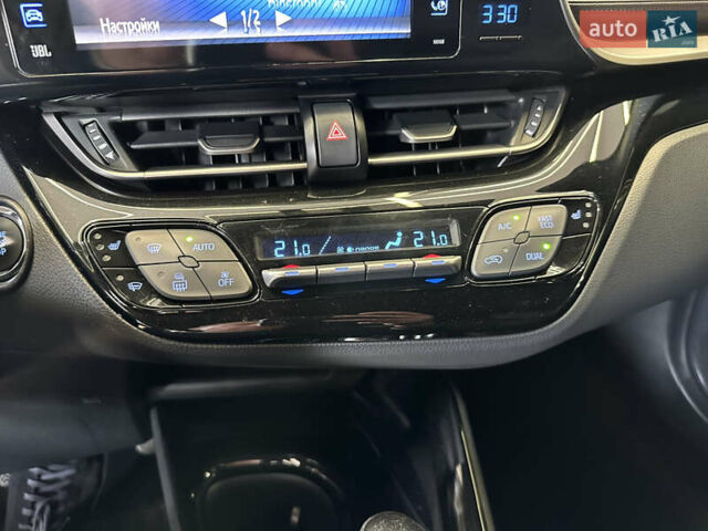 Коричневый Тойота C-HR, объемом двигателя 1.2 л и пробегом 56 тыс. км за 18900 $, фото 33 на Automoto.ua