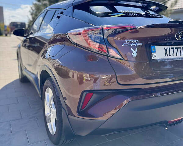 Коричневий Тойота C-HR, об'ємом двигуна 1.99 л та пробігом 128 тис. км за 23900 $, фото 26 на Automoto.ua