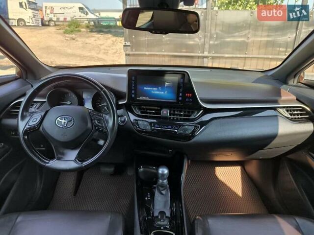 Коричневий Тойота C-HR, об'ємом двигуна 1.2 л та пробігом 86 тис. км за 19790 $, фото 12 на Automoto.ua