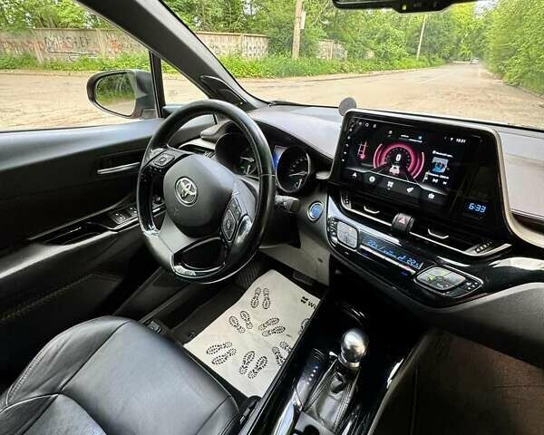 Коричневий Тойота C-HR, об'ємом двигуна 1.8 л та пробігом 194 тис. км за 21800 $, фото 17 на Automoto.ua