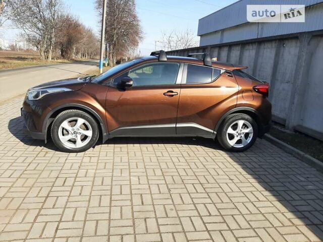 Коричневый Тойота C-HR, объемом двигателя 1.2 л и пробегом 143 тыс. км за 18500 $, фото 4 на Automoto.ua