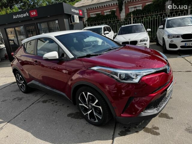 Красный Тойота C-HR, объемом двигателя 2 л и пробегом 76 тыс. км за 17690 $, фото 5 на Automoto.ua