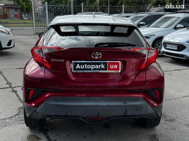 Красный Тойота C-HR, объемом двигателя 2 л и пробегом 76 тыс. км за 17690 $, фото 2 на Automoto.ua