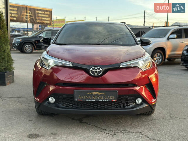 Красный Тойота C-HR, объемом двигателя 1.2 л и пробегом 138 тыс. км за 17500 $, фото 6 на Automoto.ua