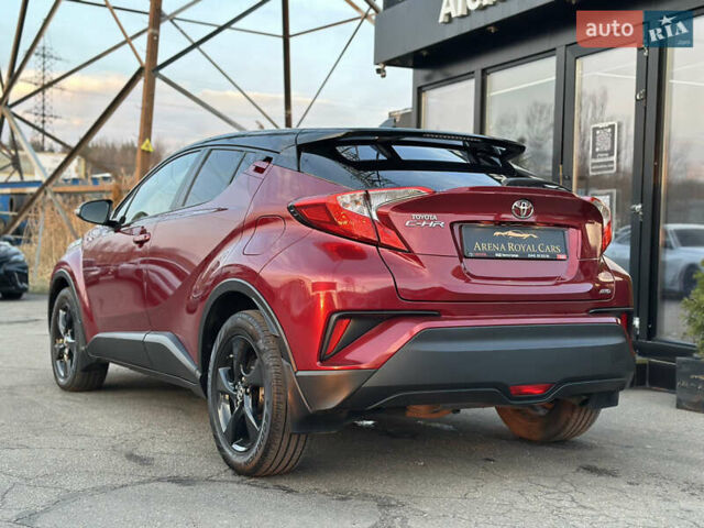 Красный Тойота C-HR, объемом двигателя 1.2 л и пробегом 138 тыс. км за 17500 $, фото 11 на Automoto.ua