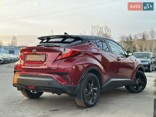 Красный Тойота C-HR, объемом двигателя 1.2 л и пробегом 138 тыс. км за 17500 $, фото 1 на Automoto.ua