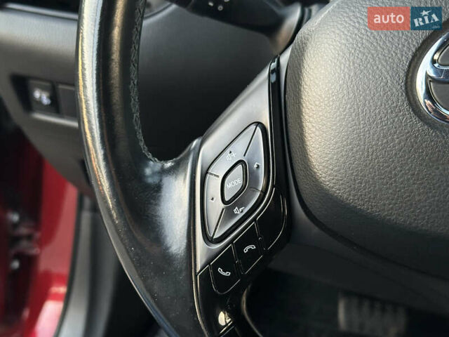 Красный Тойота C-HR, объемом двигателя 1.2 л и пробегом 138 тыс. км за 17500 $, фото 28 на Automoto.ua