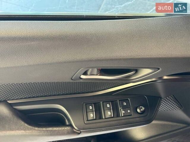 Красный Тойота C-HR, объемом двигателя 1.99 л и пробегом 59 тыс. км за 17900 $, фото 19 на Automoto.ua
