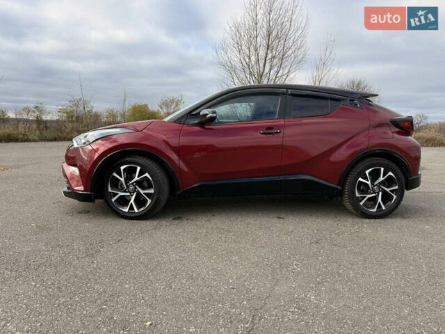 Красный Тойота C-HR, объемом двигателя 1.99 л и пробегом 110 тыс. км за 19200 $, фото 10 на Automoto.ua