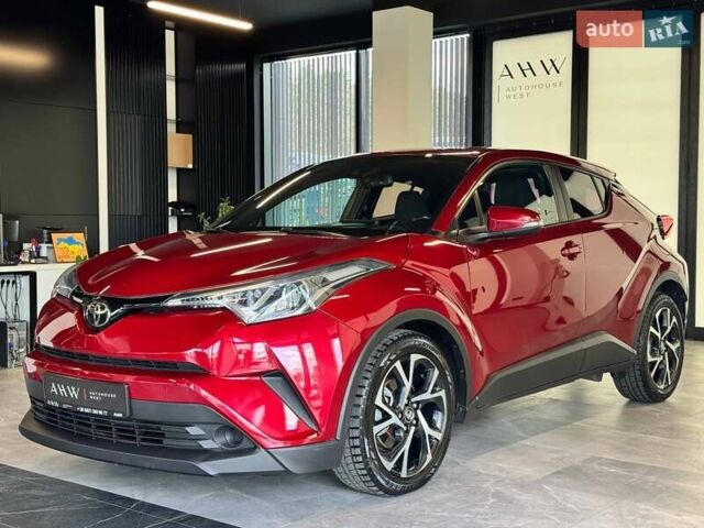 Красный Тойота C-HR, объемом двигателя 1.99 л и пробегом 59 тыс. км за 17900 $, фото 6 на Automoto.ua