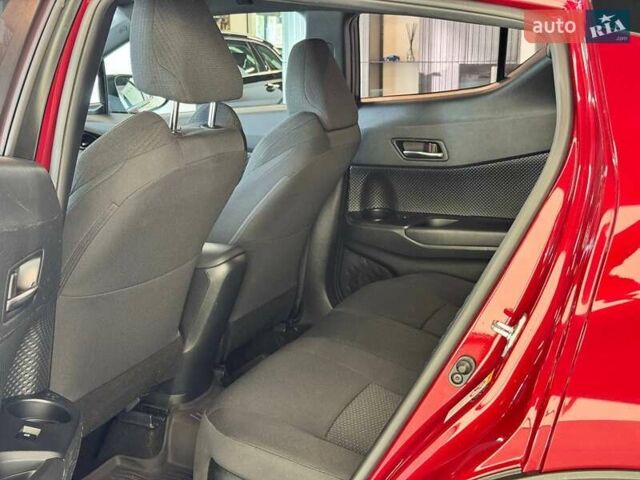 Красный Тойота C-HR, объемом двигателя 1.99 л и пробегом 59 тыс. км за 17900 $, фото 27 на Automoto.ua