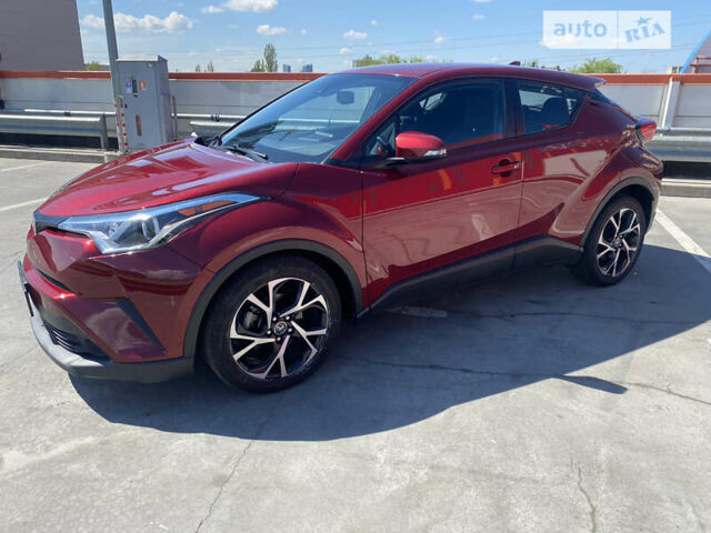 Красный Тойота C-HR, объемом двигателя 1.99 л и пробегом 67 тыс. км за 19100 $, фото 5 на Automoto.ua