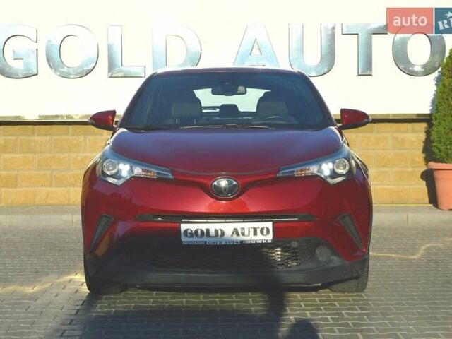 Красный Тойота C-HR, объемом двигателя 1.99 л и пробегом 99 тыс. км за 15500 $, фото 2 на Automoto.ua