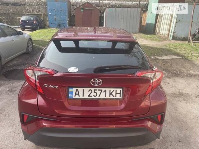 Червоний Тойота C-HR, об'ємом двигуна 2 л та пробігом 69 тис. км за 16000 $, фото 4 на Automoto.ua