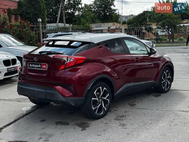 Красный Тойота C-HR, объемом двигателя 2 л и пробегом 76 тыс. км за 16640 $, фото 3 на Automoto.ua