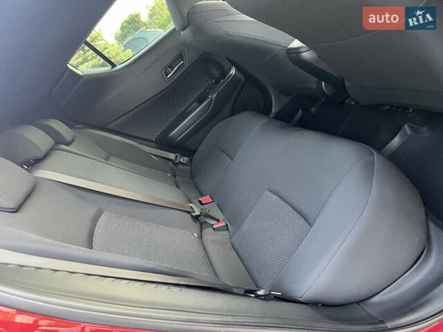 Красный Тойота C-HR, объемом двигателя 1.99 л и пробегом 92 тыс. км за 19950 $, фото 42 на Automoto.ua