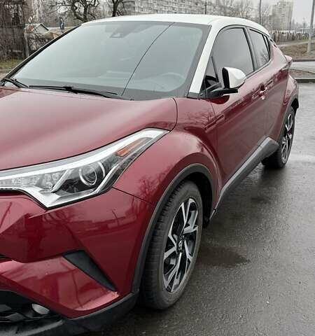 Красный Тойота C-HR, объемом двигателя 2 л и пробегом 60 тыс. км за 18500 $, фото 4 на Automoto.ua