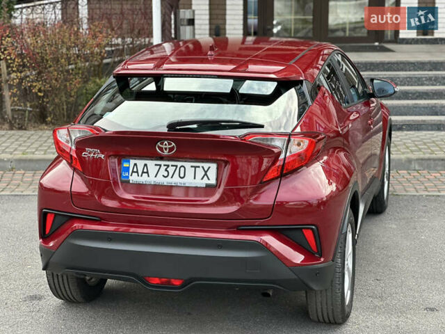 Красный Тойота C-HR, объемом двигателя 1.99 л и пробегом 46 тыс. км за 21500 $, фото 45 на Automoto.ua