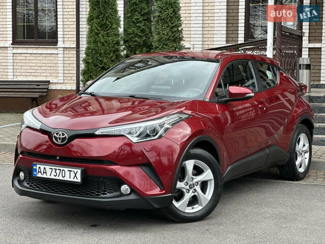 Красный Тойота C-HR, объемом двигателя 1.99 л и пробегом 46 тыс. км за 21500 $, фото 27 на Automoto.ua