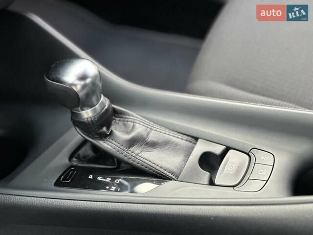 Красный Тойота C-HR, объемом двигателя 1.99 л и пробегом 46 тыс. км за 21500 $, фото 89 на Automoto.ua