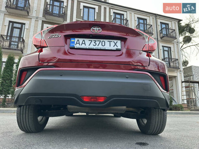 Красный Тойота C-HR, объемом двигателя 1.99 л и пробегом 46 тыс. км за 21500 $, фото 68 на Automoto.ua