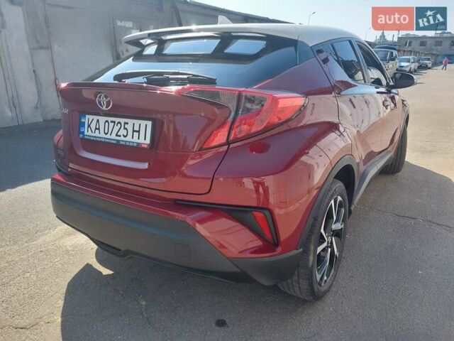 Красный Тойота C-HR, объемом двигателя 1.99 л и пробегом 77 тыс. км за 19900 $, фото 6 на Automoto.ua