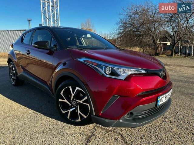 Красный Тойота C-HR, объемом двигателя 1.99 л и пробегом 99 тыс. км за 18000 $, фото 1 на Automoto.ua